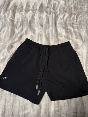 Fabletics Men's Black Performance Athletic Shorts with Drawstring - Like New!